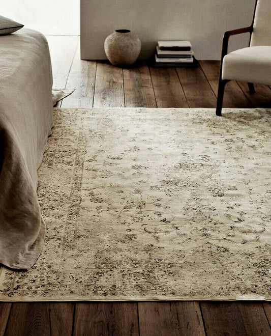 VINTAGE-EFFECT RUG
