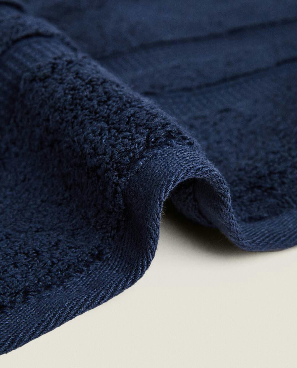 EXTRA SOFT TOWEL WITH DOUBLE BORDER